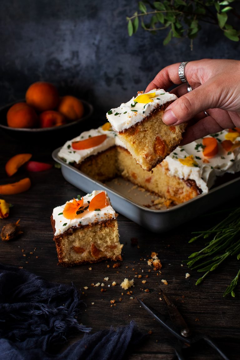 Apricot & Mascarpone Cake